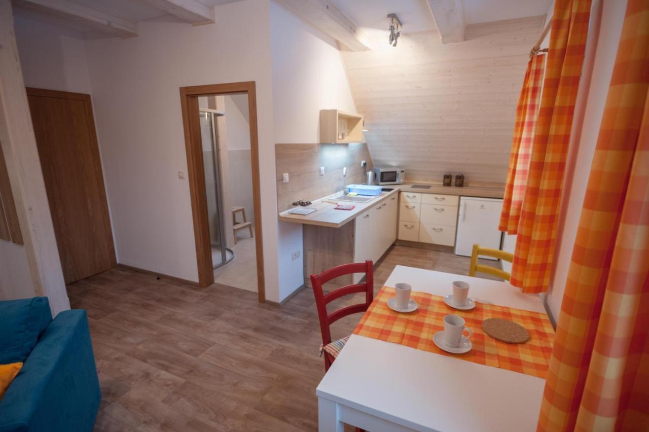 Apartamento Roubenka Bílá Exterior foto