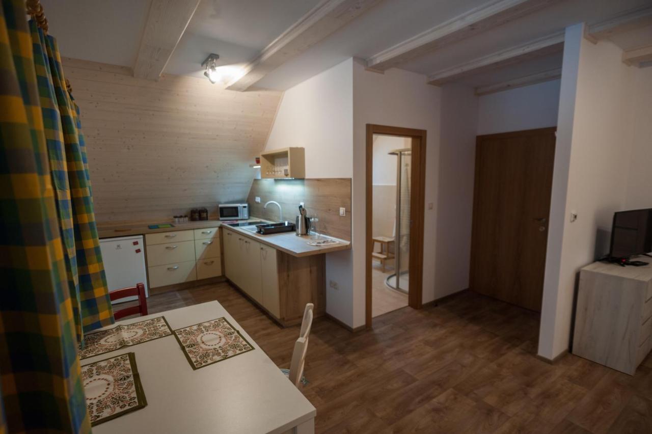 Apartamento Roubenka Bílá Exterior foto