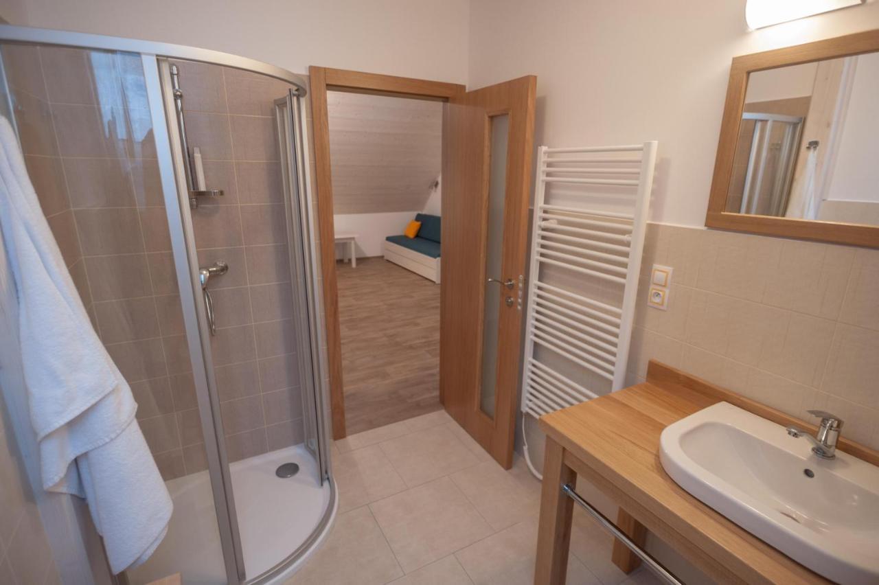 Apartamento Roubenka Bílá Exterior foto